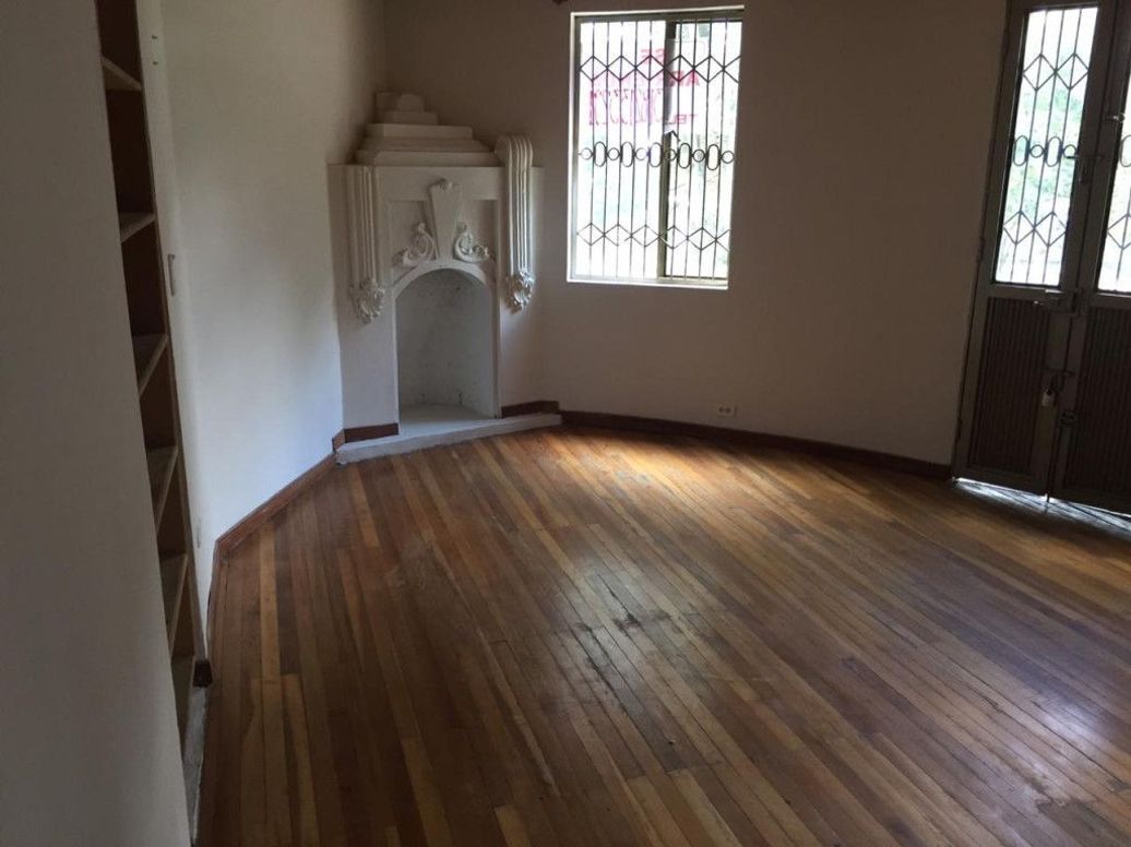 Casa de 9 alcobas en venta en Santa Teresita, Bogotá, 500 m² · foto 17 de 20