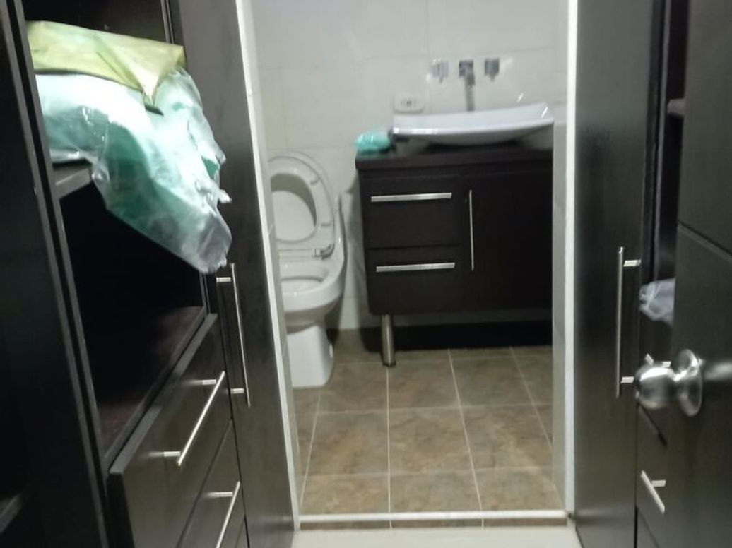 Apartamento de 4 alcobas en venta en Bogotá, Bogotá, 220 m² · foto 12 de 12