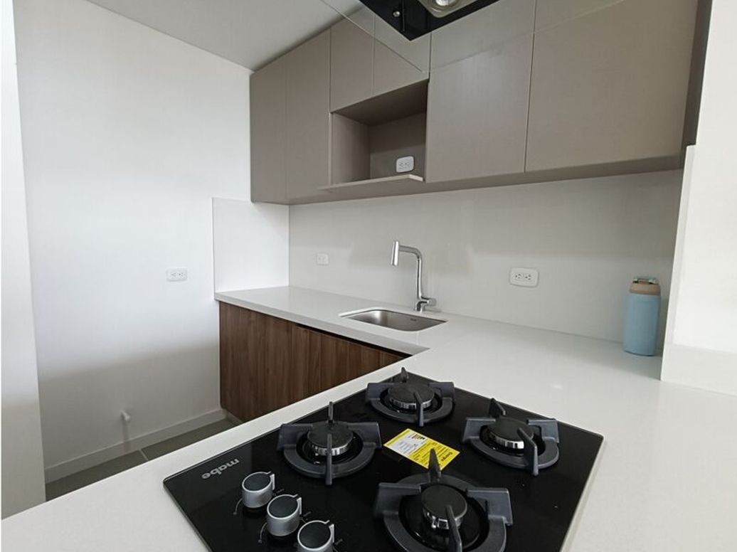 Apartamento de 2 alcobas en venta en Verbenal, Bogotá, 62 m² · foto 7 de 14