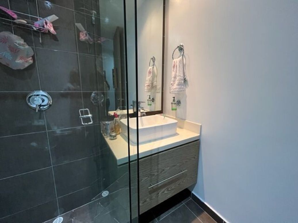 Apartamento de 3 alcobas en venta en Santa Barbara Occidental, Bogotá, 180 m² · foto 11 de 14