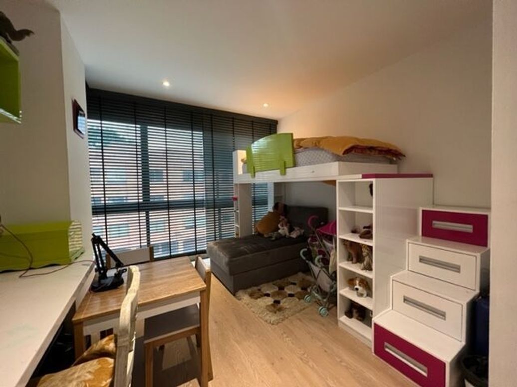Apartamento de 3 alcobas en venta en Santa Barbara Occidental, Bogotá, 180 m² · foto 12 de 14