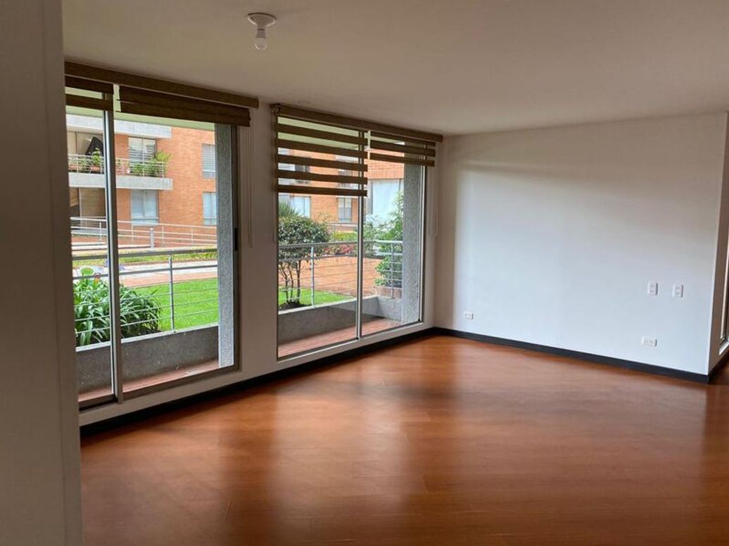 Apartamento de 3 alcobas en venta en Ub. El Dorado, Bogotá, 109 m² · foto 14 de 20