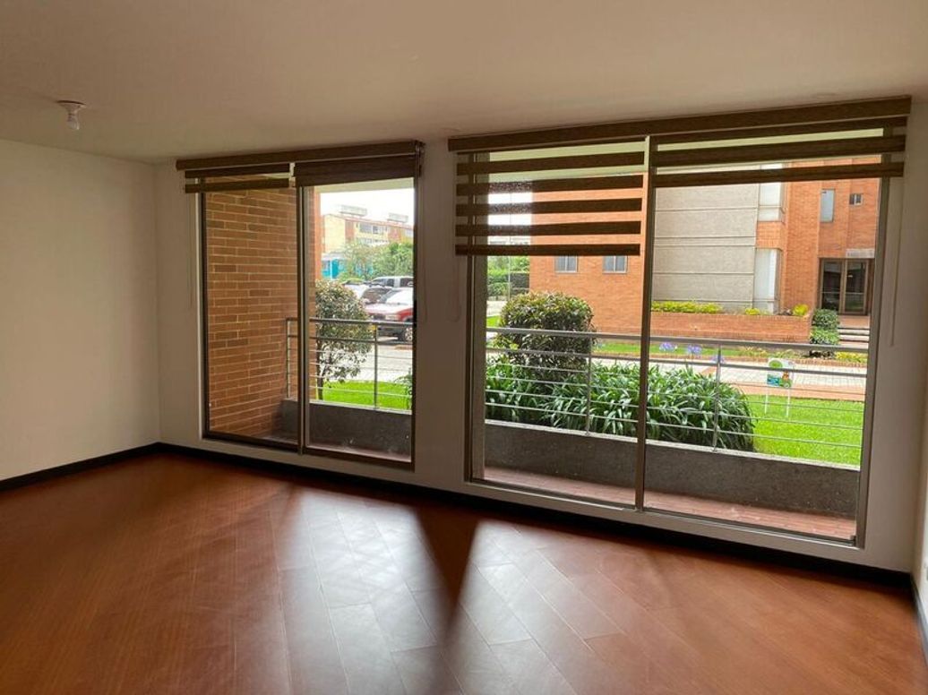Apartamento de 3 alcobas en venta en Ub. El Dorado, Bogotá, 109 m² · foto 15 de 20