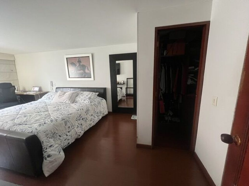 Apartamento de 3 alcobas en venta en Chico Norte Et. Iii, Bogotá, 160 m² · foto 7 de 8