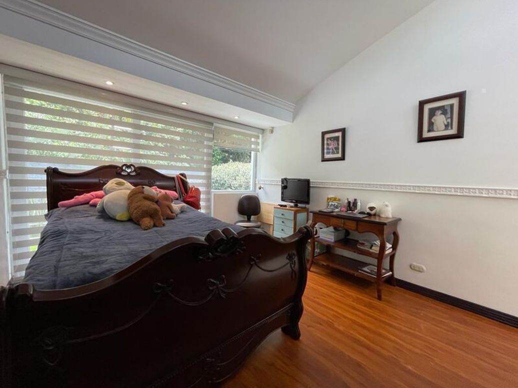 Casa de 4 alcobas en venta en Santa Ana Oriental, Bogotá, 620 m² · foto 10 de 20