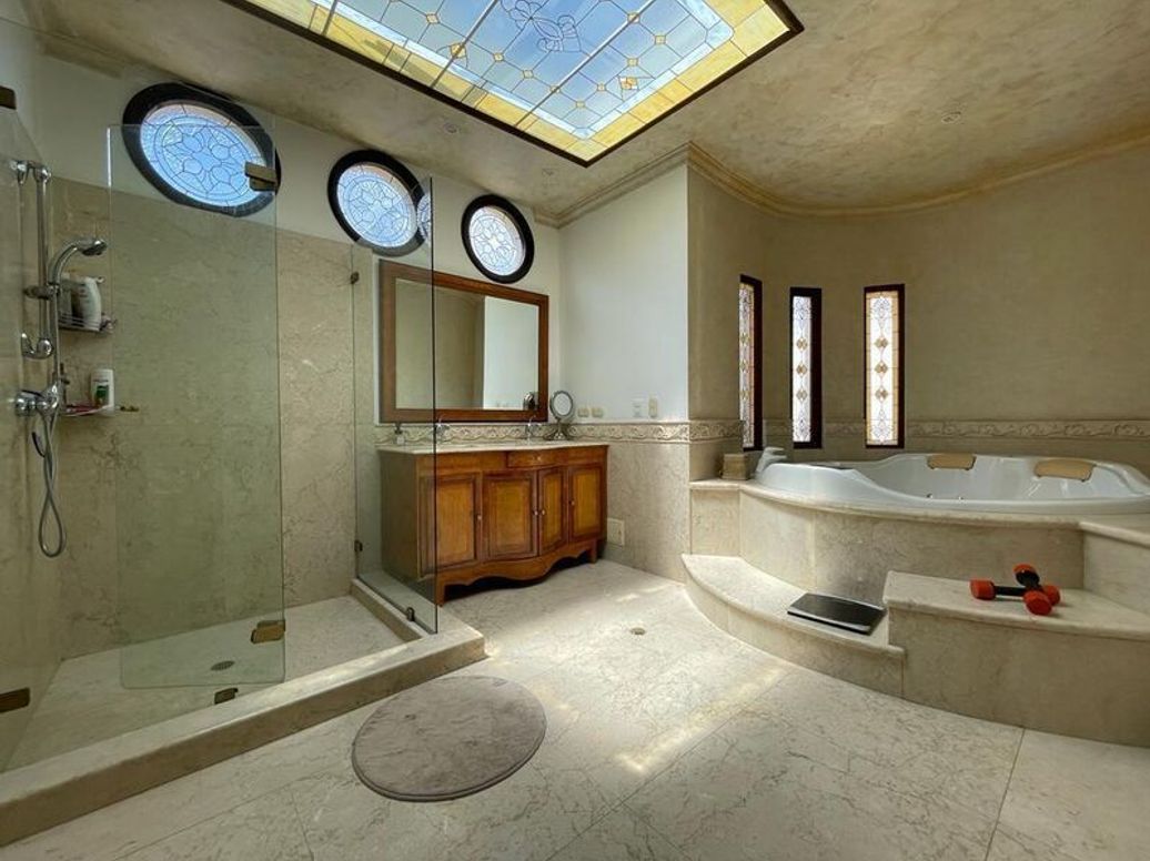 Casa de 4 alcobas en venta en Santa Ana Oriental, Bogotá, 620 m² · foto 8 de 20