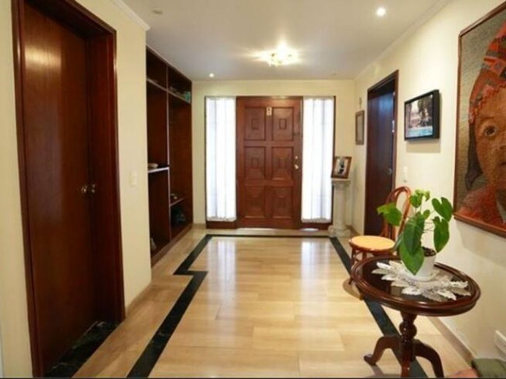 Casa de 4 alcobas en venta en San Patricio, Bogotá, 462 m² · foto 8 de 16