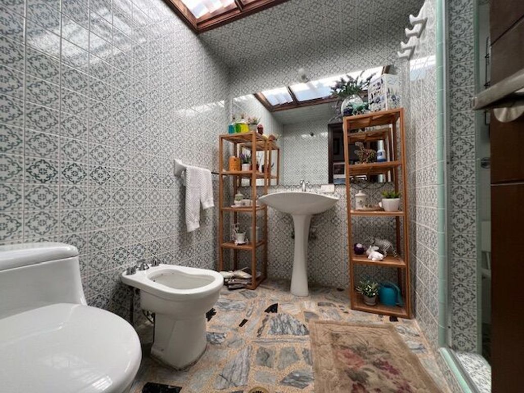 Casa de 4 alcobas en venta en Santa Barbara Alta, Bogotá, 441 m² · foto 17 de 18
