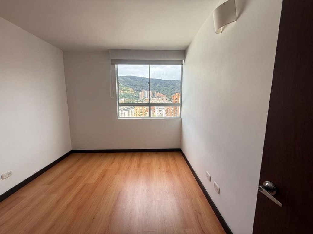 Apartamento de 3 alcobas en venta en Caobos Salazar, Bogotá, 101 m² · foto 11 de 20