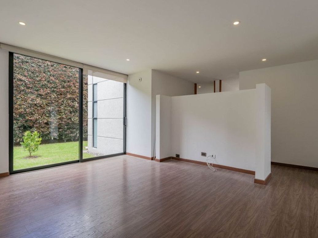 Casa de 4 alcobas en venta en Viveros, Bogotá, 567 m² · foto 9 de 20
