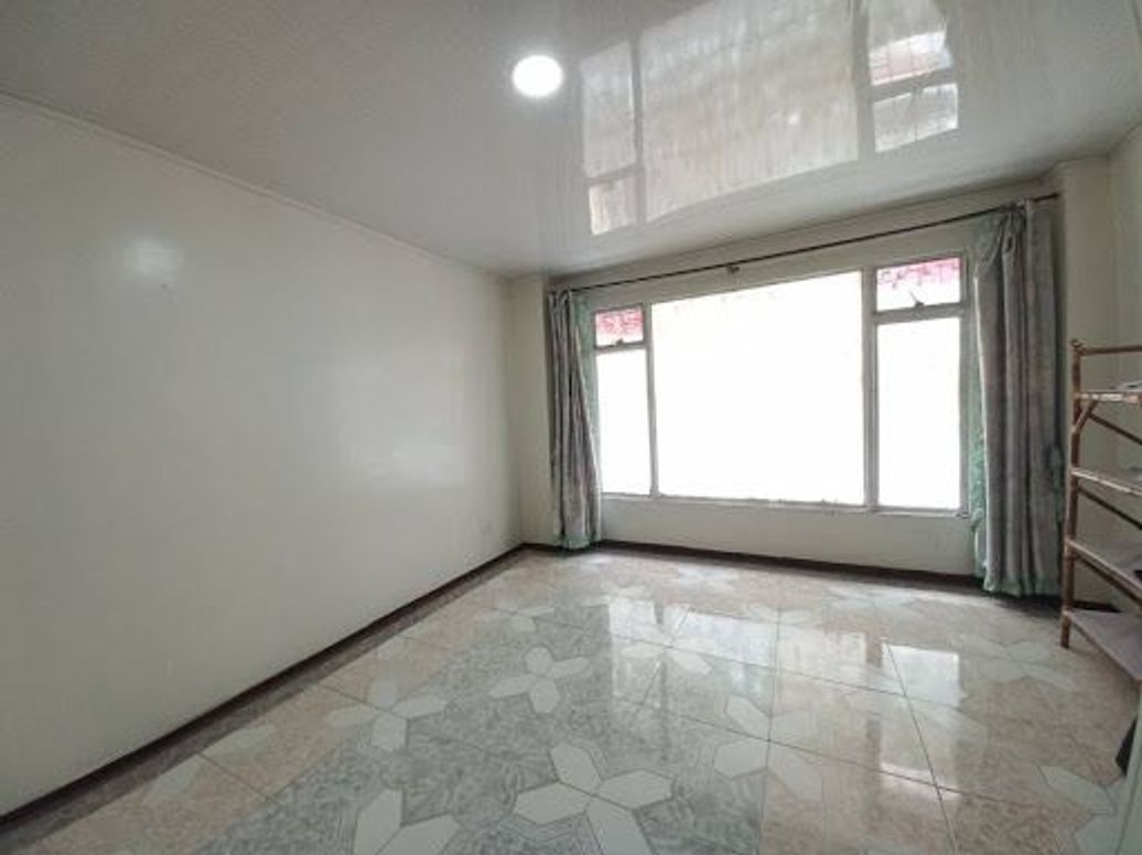 Casa de 10 alcobas en venta en Ciudad Jardín Sur, Bogotá, 394 m² · foto 13 de 20