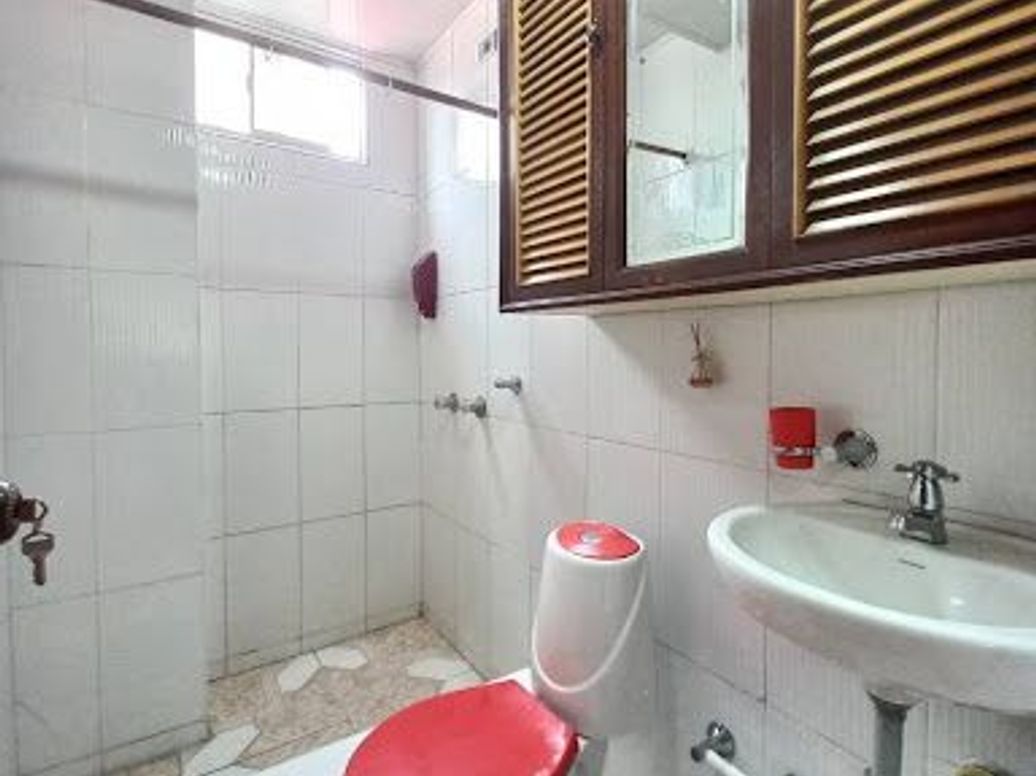 Casa de 10 alcobas en venta en Ciudad Jardín Sur, Bogotá, 394 m² · foto 18 de 20