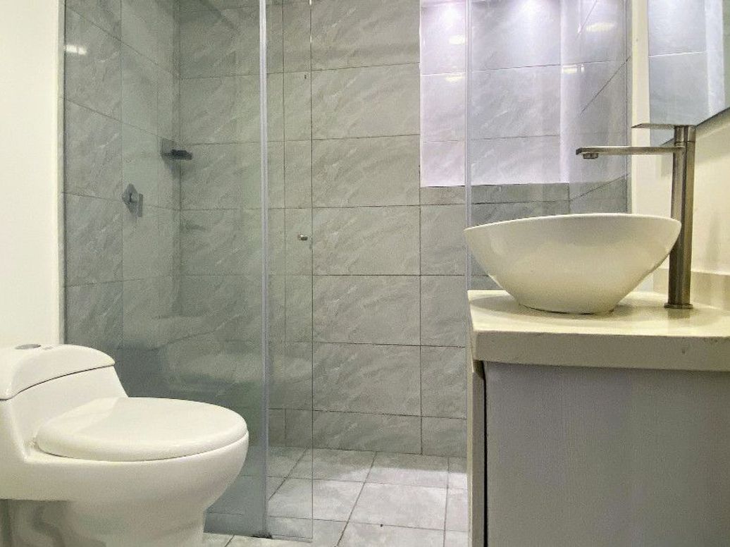 Apartamento de 2 alcobas en venta en Santa Isabel Sur, Bogotá, 83 m² · foto 9 de 20