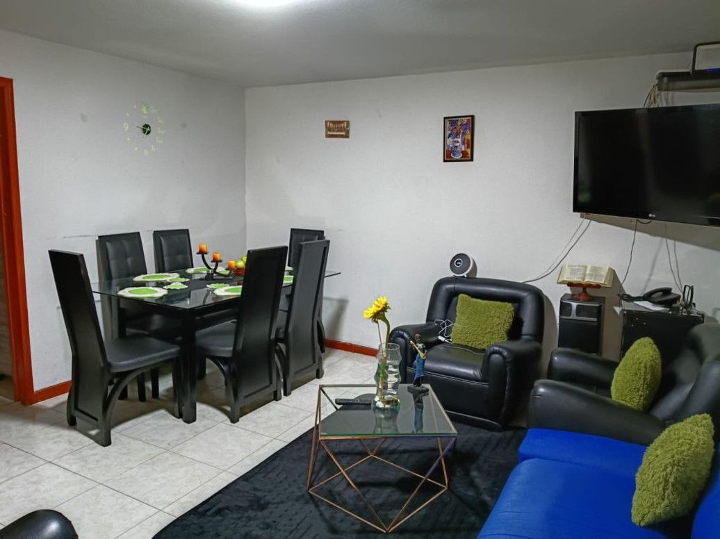 Casa de 10 alcobas en venta en Ingles, Bogotá, 370 m² · foto 6 de 20