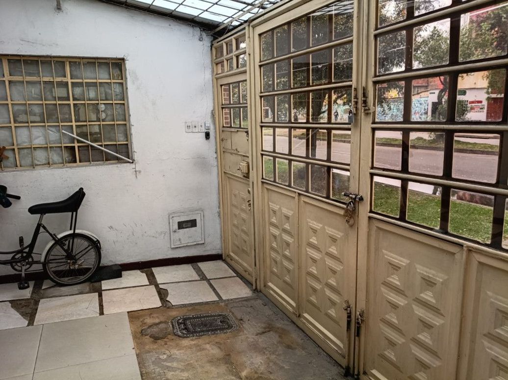 Casa de 10 alcobas en venta en Ingles, Bogotá, 370 m² · foto 5 de 20