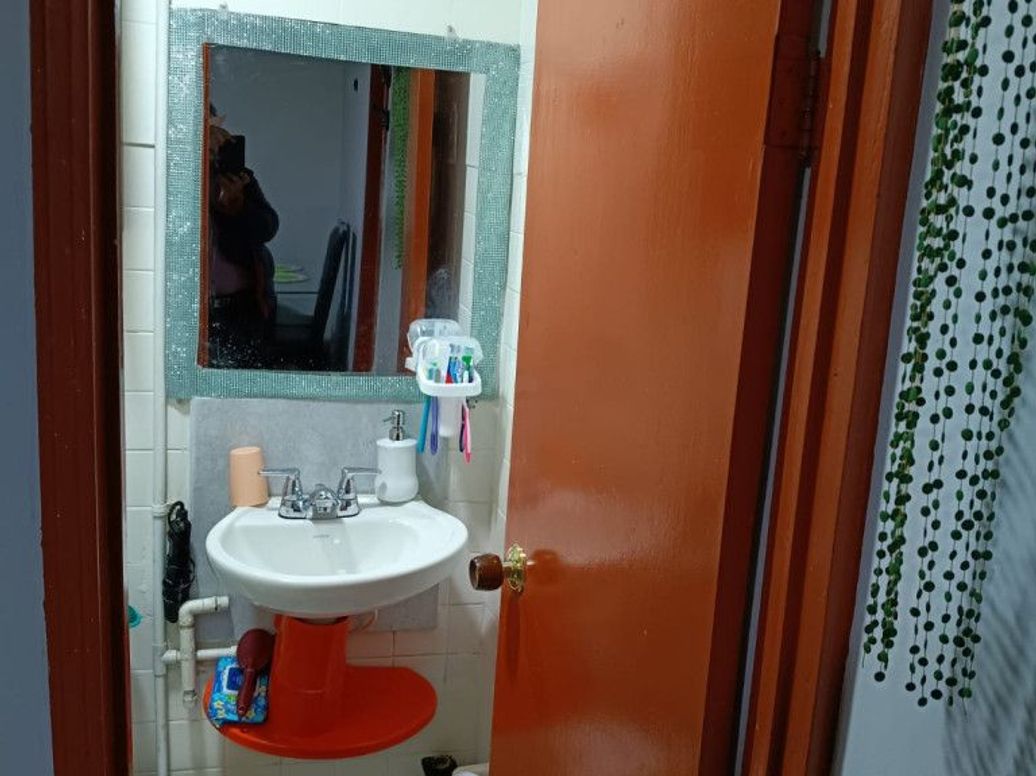 Casa de 10 alcobas en venta en Ingles, Bogotá, 370 m² · foto 10 de 20