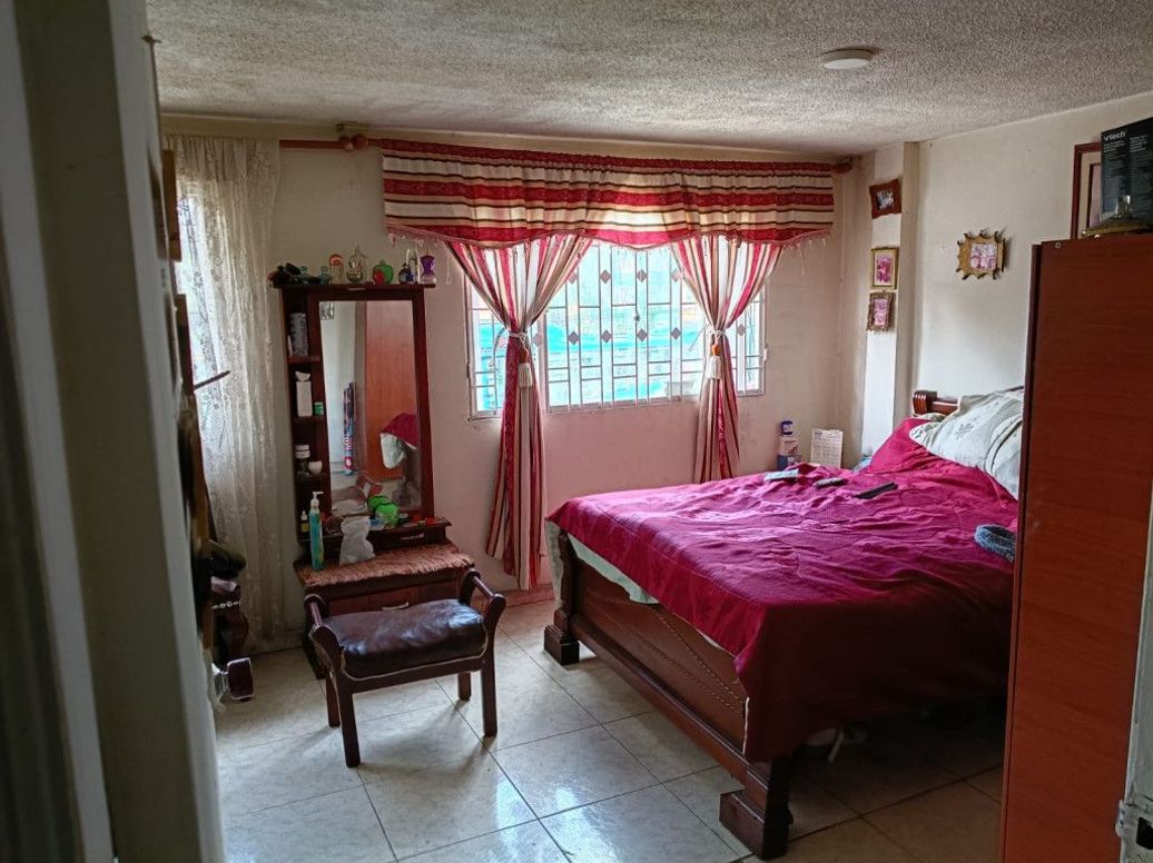 Casa de 10 alcobas en venta en Ingles, Bogotá, 370 m² · foto 19 de 20