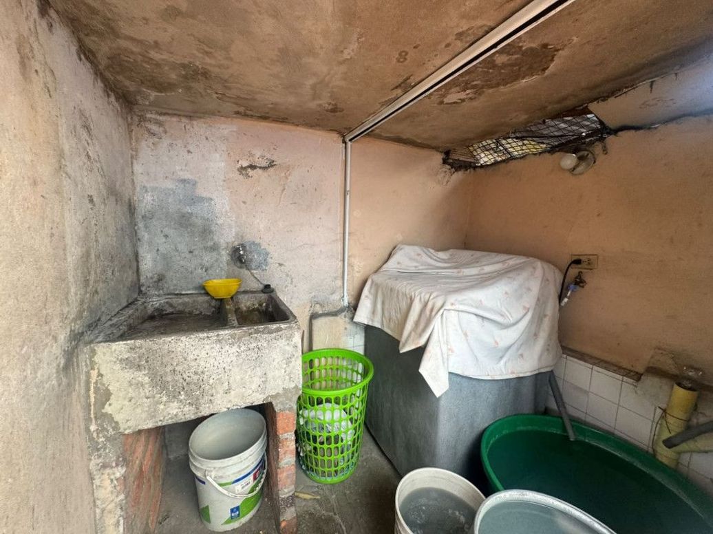 Casa de 10 alcobas en venta en Bravo Paez, Bogotá, 380 m² · foto 11 de 20