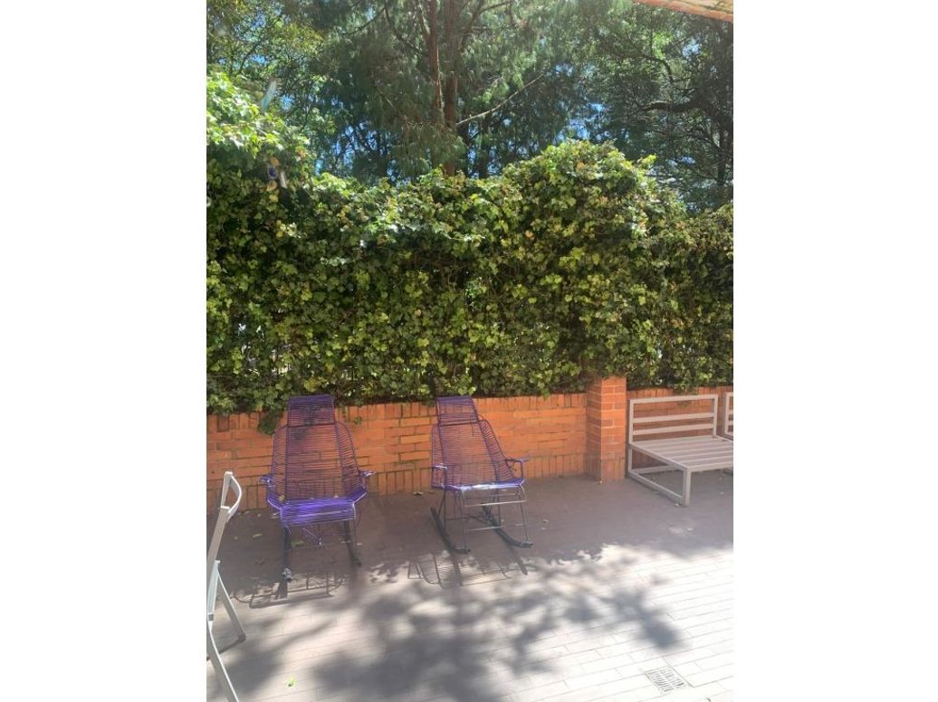 Apartamento de 3 alcobas en venta en Santa Barbara Alta, Bogotá, 229 m² · foto 5 de 9