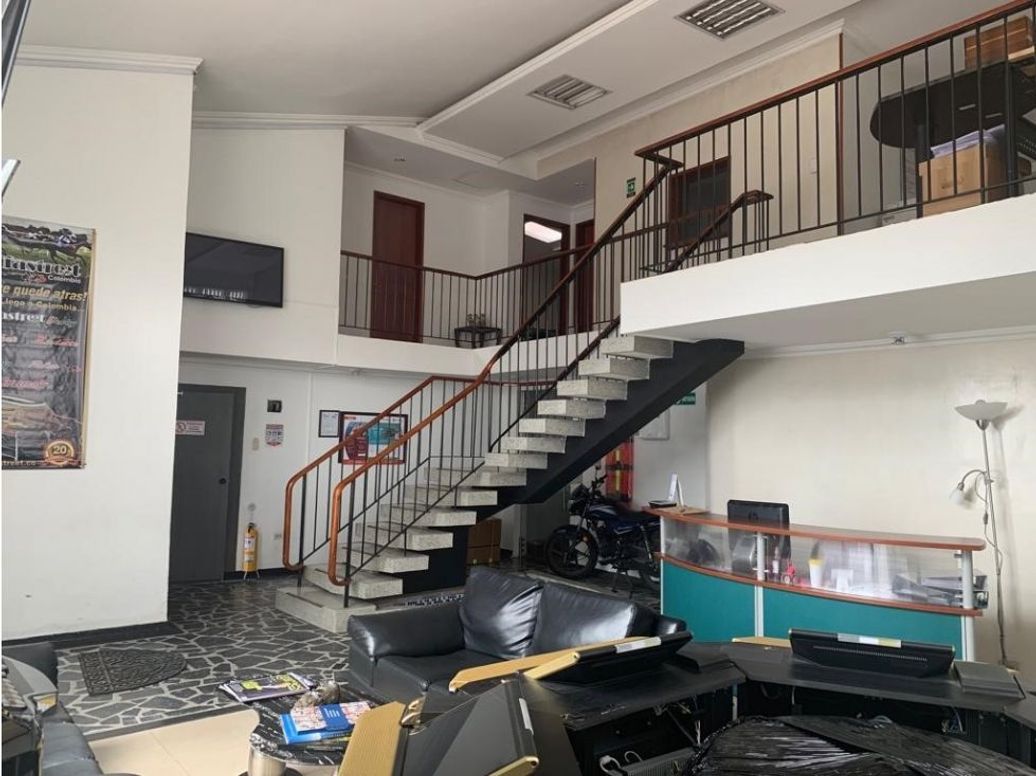 Casa de 4 alcobas en venta en Normandía, Bogotá, 360 m² · foto 18 de 19