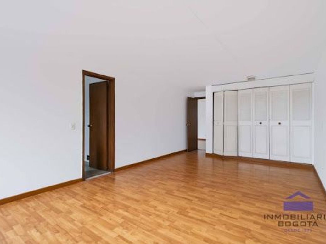 Apartamento de 2 alcobas en venta en Mariscal Sucre, Bogotá, 94 m² · foto 13 de 20