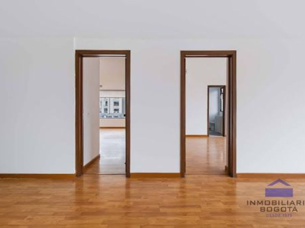 Apartamento de 2 alcobas en venta en Mariscal Sucre, Bogotá, 94 m² · foto 7 de 20