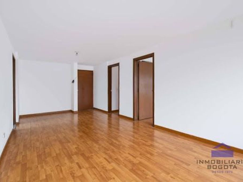 Apartamento de 2 alcobas en venta en Mariscal Sucre, Bogotá, 94 m² · foto 6 de 20