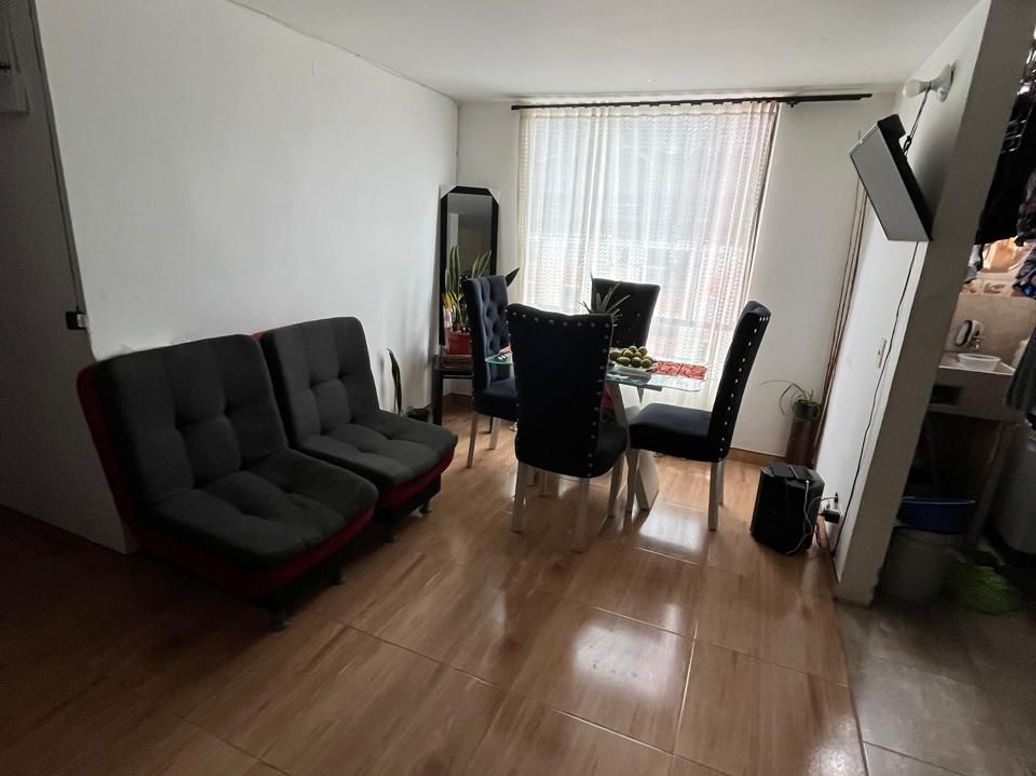 Apartamento de 3 alcobas en venta en Centro Usme, Bogotá, 50 m² · foto 9 de 10