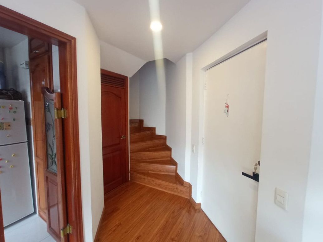Apartamento de 3 alcobas en venta en La Esperanza Norte, Bogotá, 104 m² · foto 6 de 20