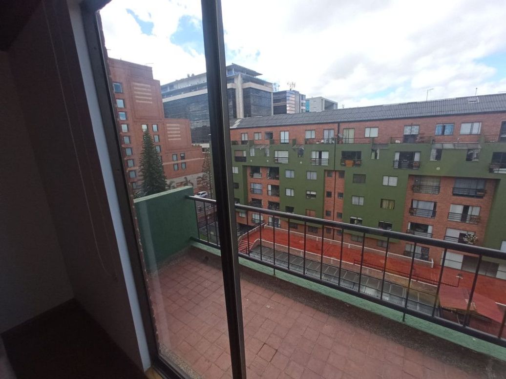 Apartamento de 3 alcobas en venta en La Esperanza Norte, Bogotá, 104 m² · foto 18 de 20