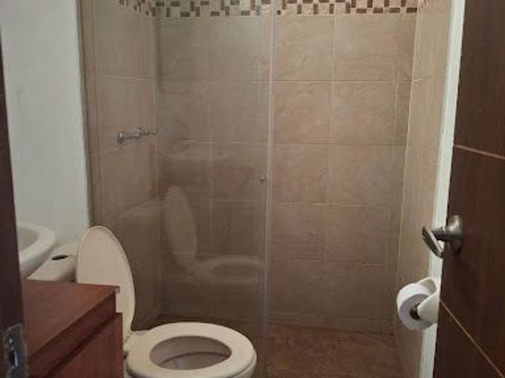 Casa de 3 alcobas en venta en La Estrada, Bogotá, 88 m² · foto 3 de 5