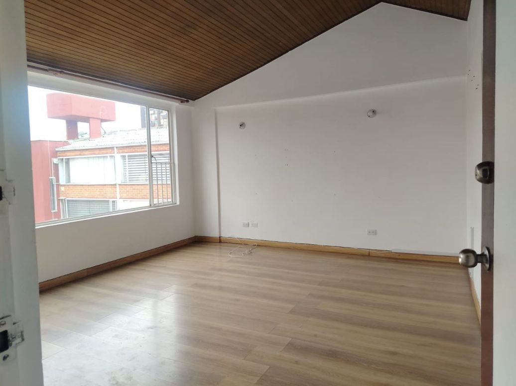 Apartamento de 3 alcobas en venta en Prado Veraniego, Bogotá, 68 m² · foto 3 de 20