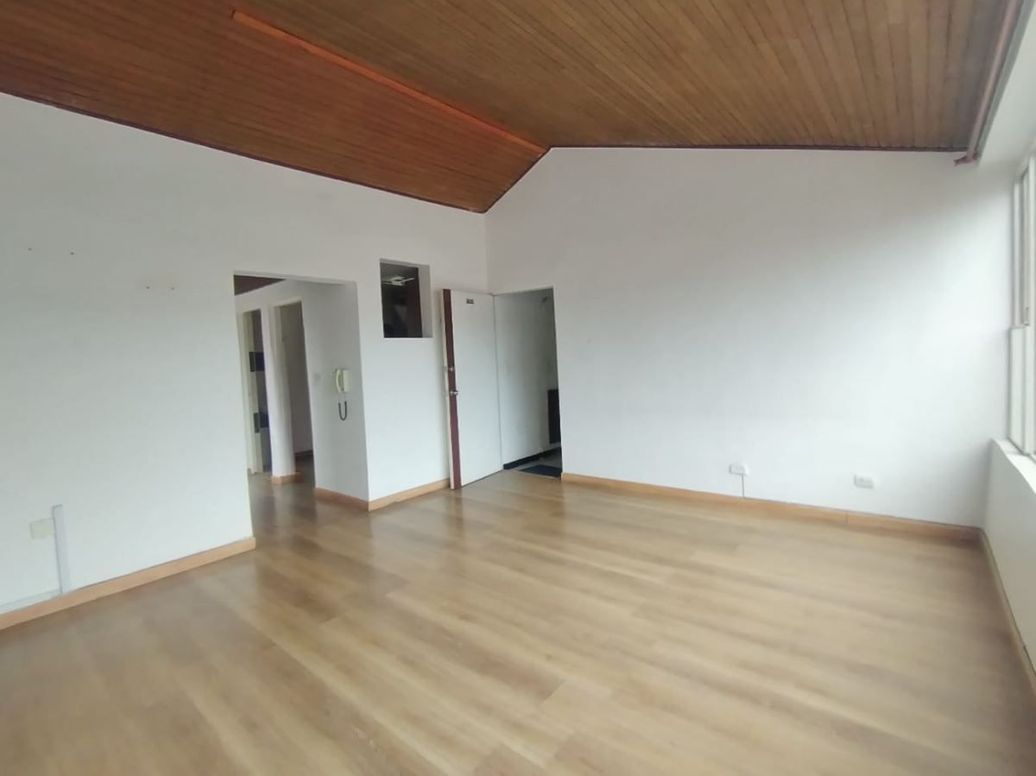 Apartamento de 3 alcobas en venta en Prado Veraniego, Bogotá, 68 m² · foto 5 de 20