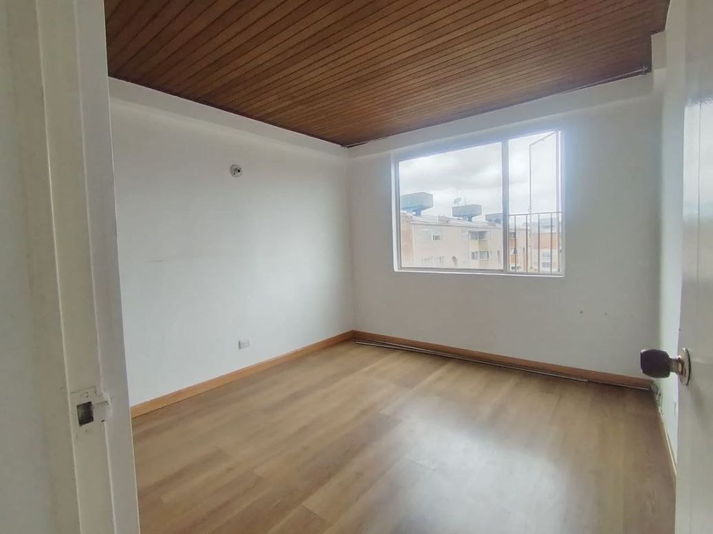 Apartamento de 3 alcobas en venta en Prado Veraniego, Bogotá, 68 m² · foto 12 de 20