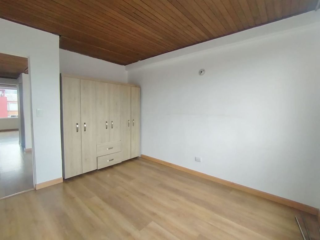 Apartamento de 3 alcobas en venta en Prado Veraniego, Bogotá, 68 m² · foto 13 de 20