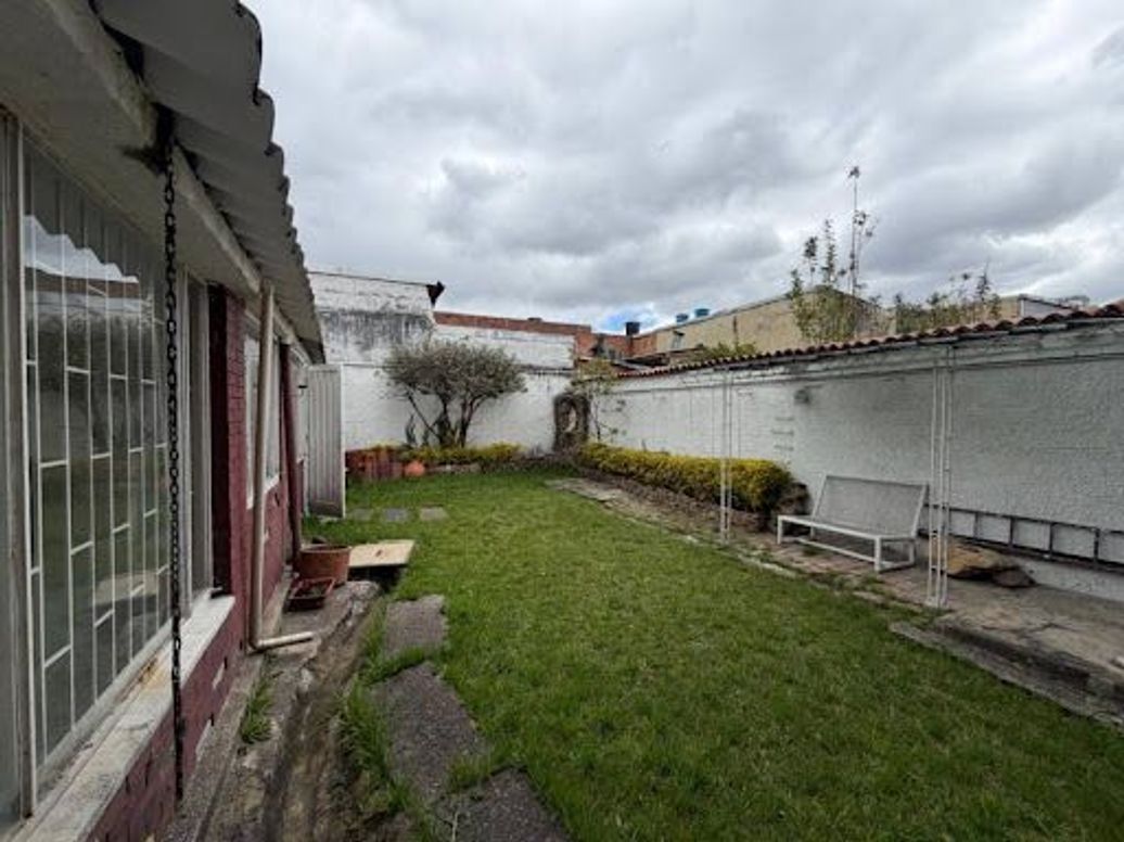 Casa de 5 alcobas en venta en San Nicolás, Bogotá, 133 m² · foto 9 de 20