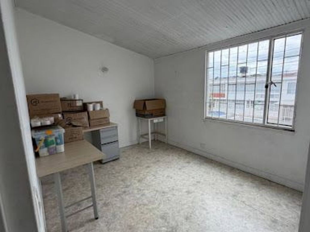 Casa de 5 alcobas en venta en San Nicolás, Bogotá, 133 m² · foto 13 de 20