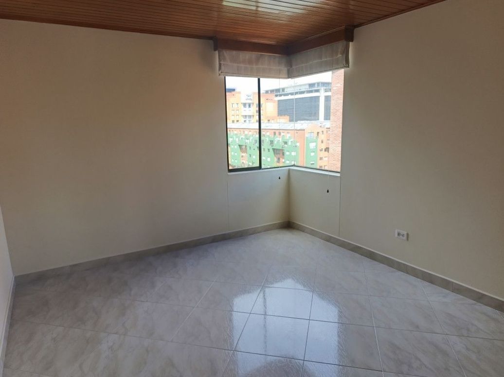 Apartamento de 3 alcobas en venta en Bellavista Occidental, Bogotá, 79 m² · foto 14 de 20