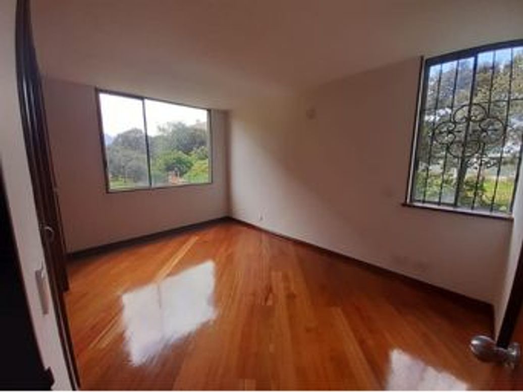 Apartamento en venta en San Luis, Bogotá · foto 5 de 18