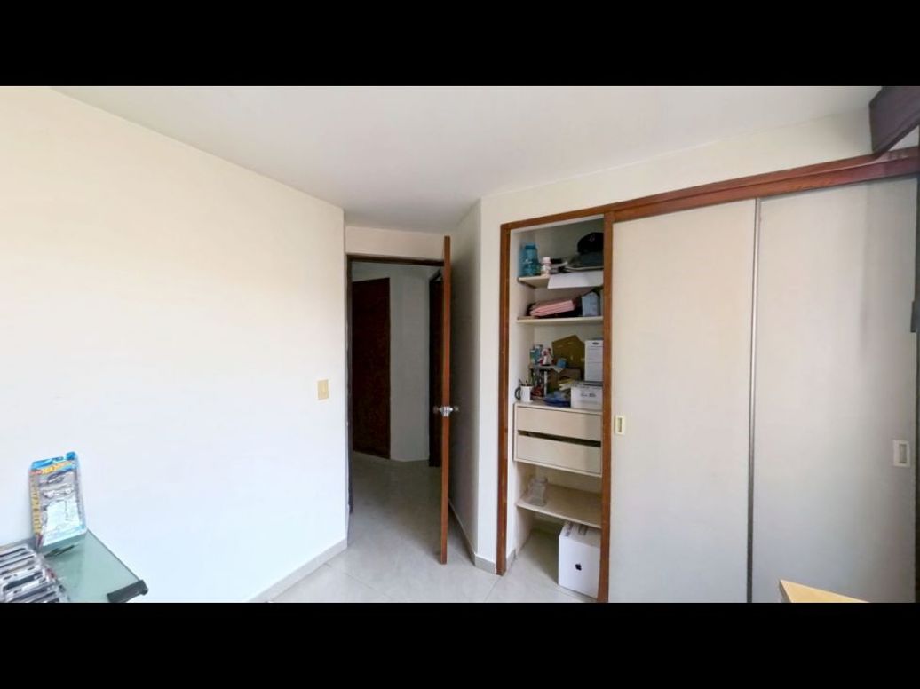 Apartamento de 4 alcobas en venta en La Campiña I Sector, Bogotá, 90 m² · foto 9 de 20