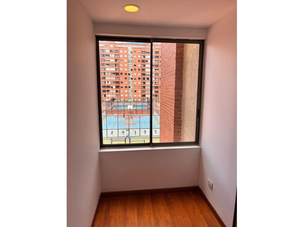 Apartamento de 3 alcobas en venta en Lago Cordoba, Bogotá, 106 m² · foto 16 de 20