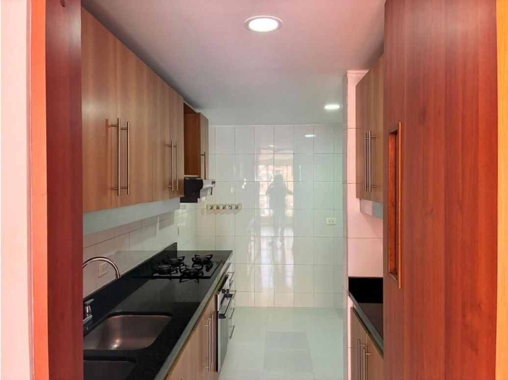 Apartamento de 3 alcobas en venta en Lago Cordoba, Bogotá, 106 m² · foto 6 de 20