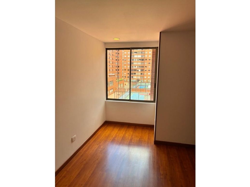 Apartamento de 3 alcobas en venta en Lago Cordoba, Bogotá, 106 m² · foto 17 de 20