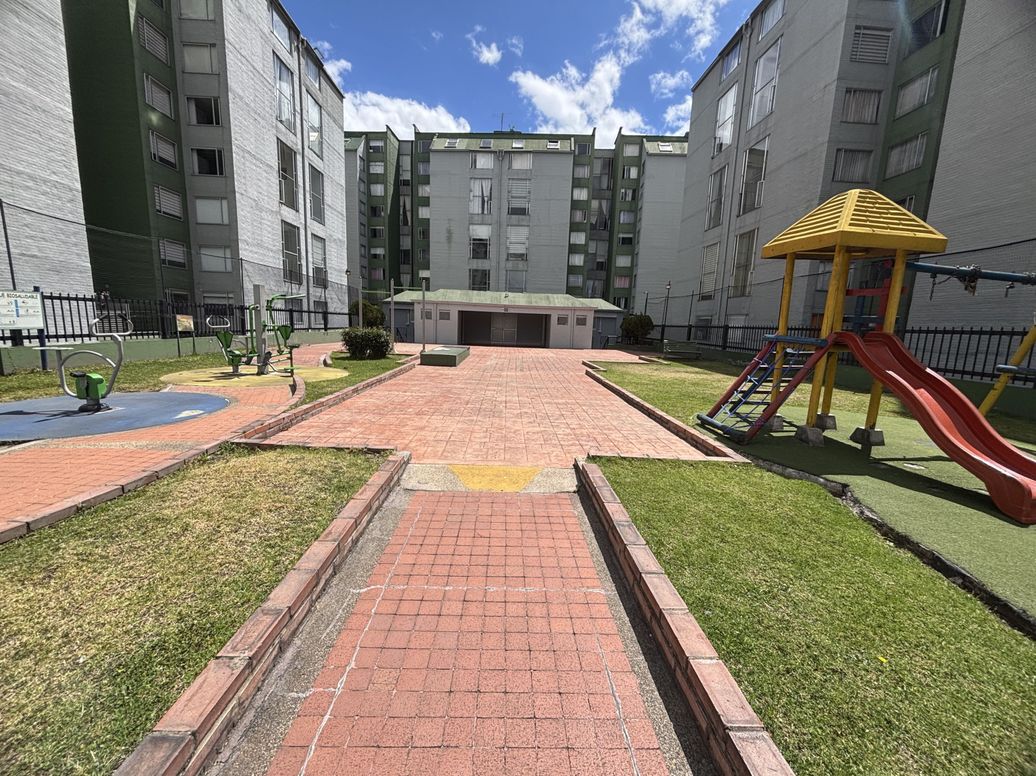 Apartamento de 2 alcobas en venta en Salitre Et. I, Bogotá, 50 m² · foto 14 de 16