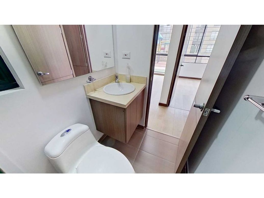 Apartamento de 2 alcobas en venta en Gratamira, Bogotá, 71 m² · foto 7 de 9