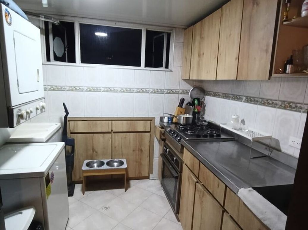 Apartamento de 2 alcobas en venta en Los Cedritos, Bogotá, 80 m² · foto 5 de 12