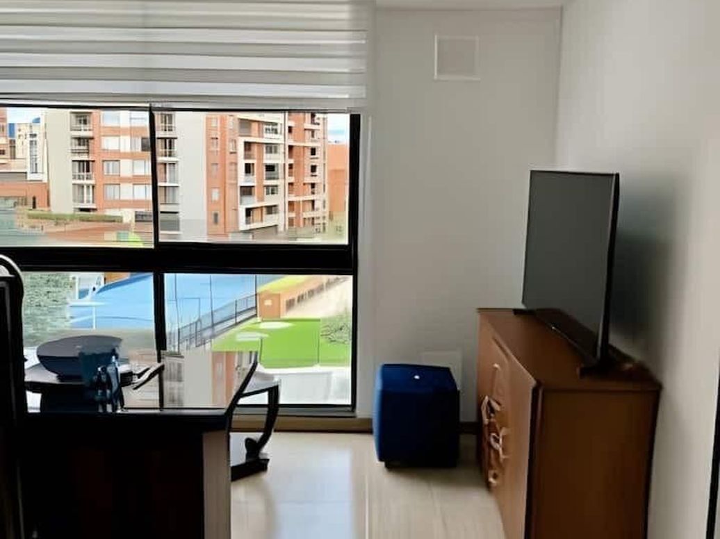 Apartamento de 2 alcobas en venta en El Plan, Bogotá, 38 m² · foto 2 de 14