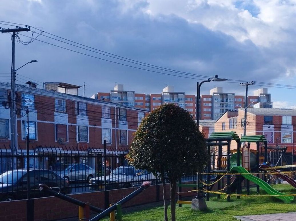 Apartamento de 3 alcobas en venta en Campo Alegre, Bogotá, 54 m² · foto 11 de 15