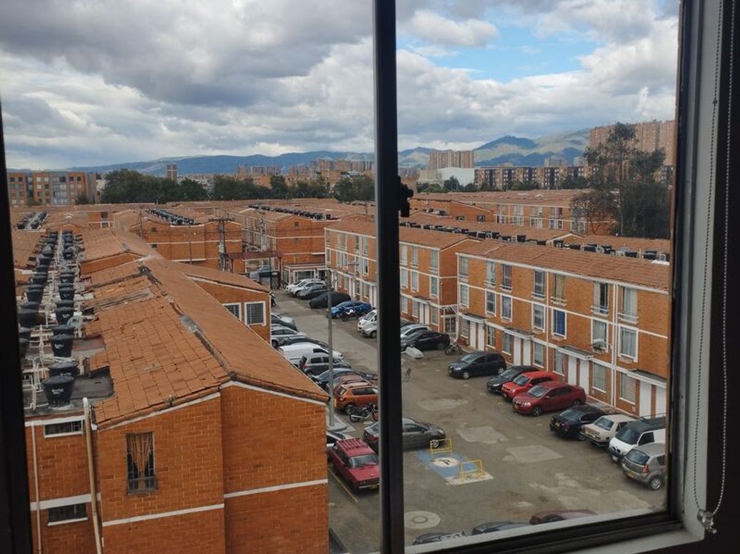 Apartamento de 3 alcobas en venta en Campo Alegre, Bogotá, 54 m² · foto 9 de 15