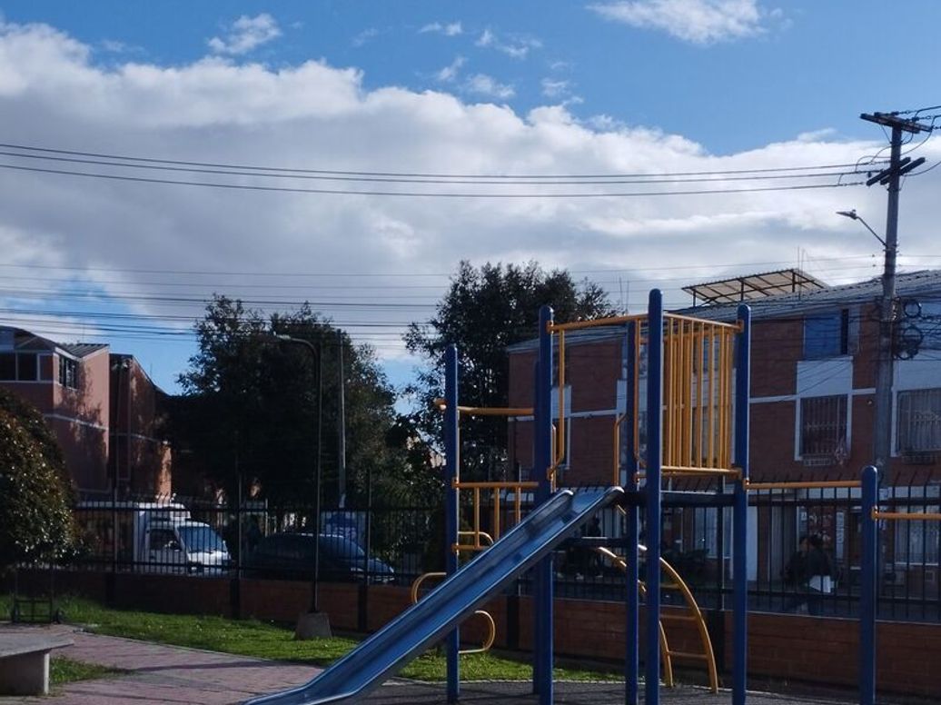 Apartamento de 3 alcobas en venta en Campo Alegre, Bogotá, 54 m² · foto 10 de 15